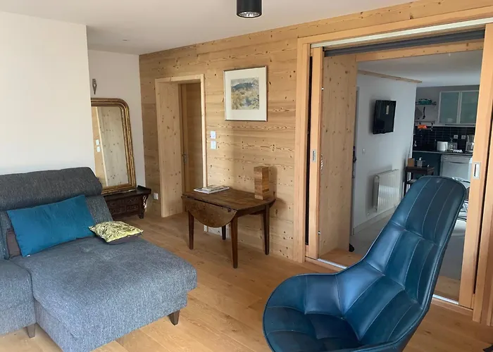 Le Sarana : 75M2, Calme, Belle Vue Avec Terrasse.
