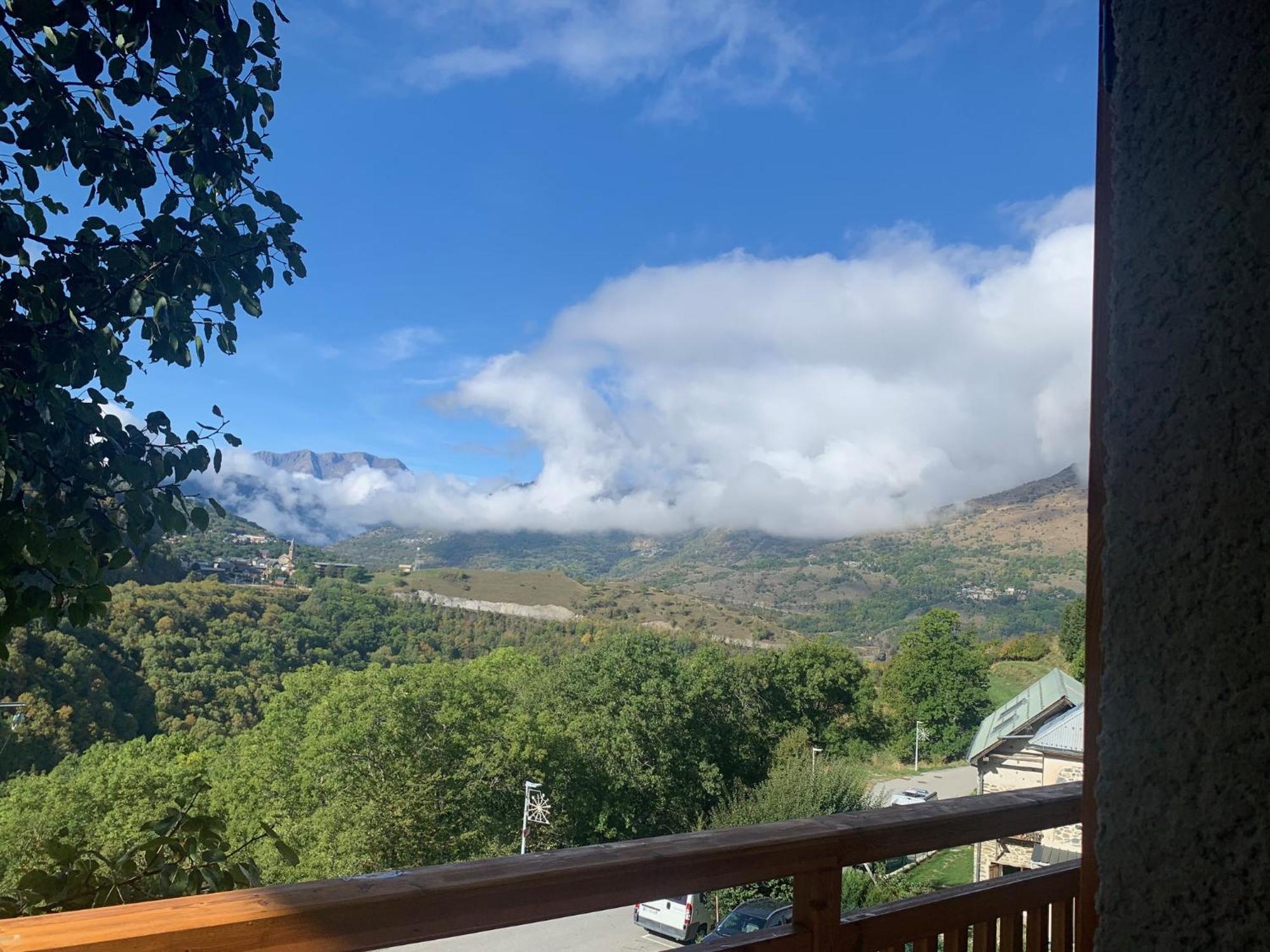Le Sarana : 75m2, Calme, Belle Vue Avec Terrasse. Les Deux Alpes